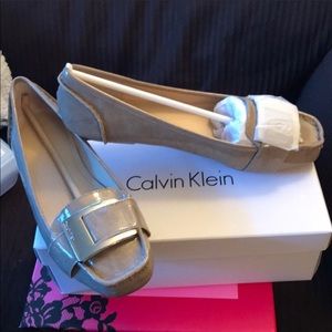 NWT Calvin Klein flats